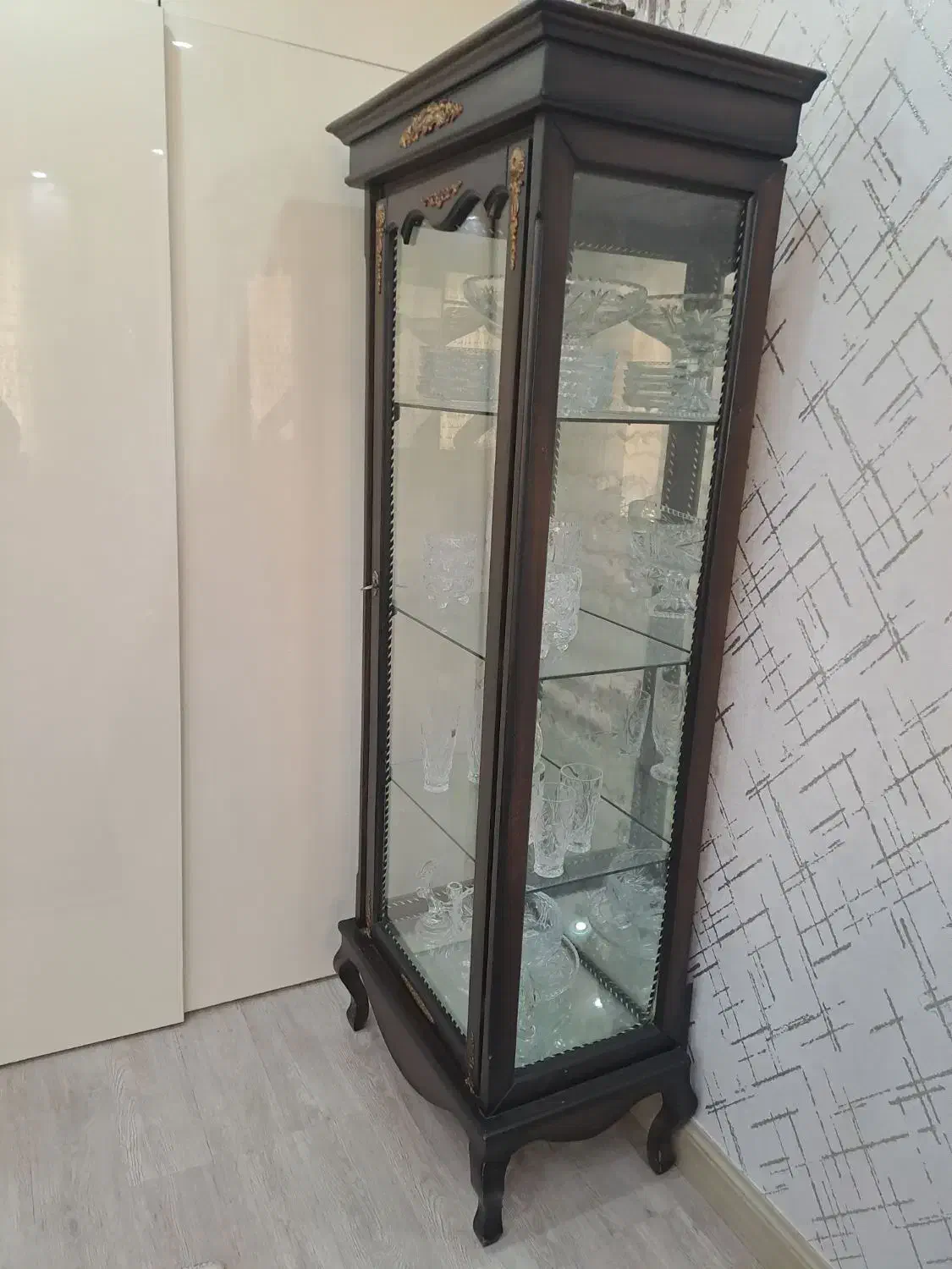 بوفه در حد نو|بوفه، ویترین، کنسول|قدس, شهرقدس|دیوار