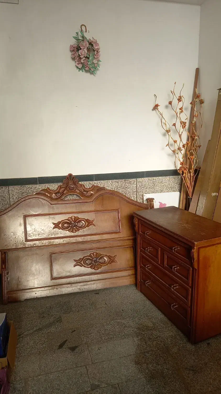 فروش تخت خواب دونفره و سینک ظرفشویی|تخت و سرویس خواب|سنقر, |دیوار