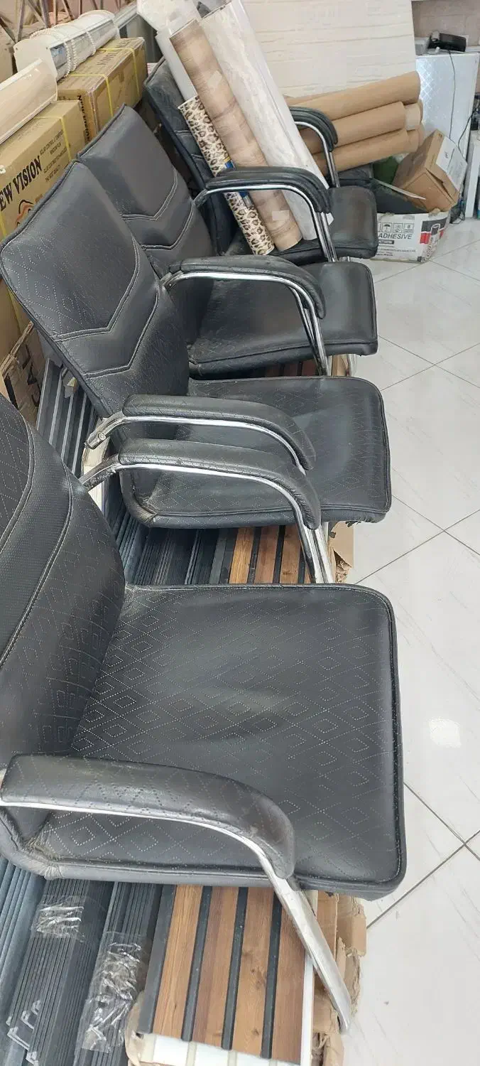 میز تمام ام دی اف و صندلی کنفرانسی اداری|مبلمان اداری|بندرعباس, |دیوار