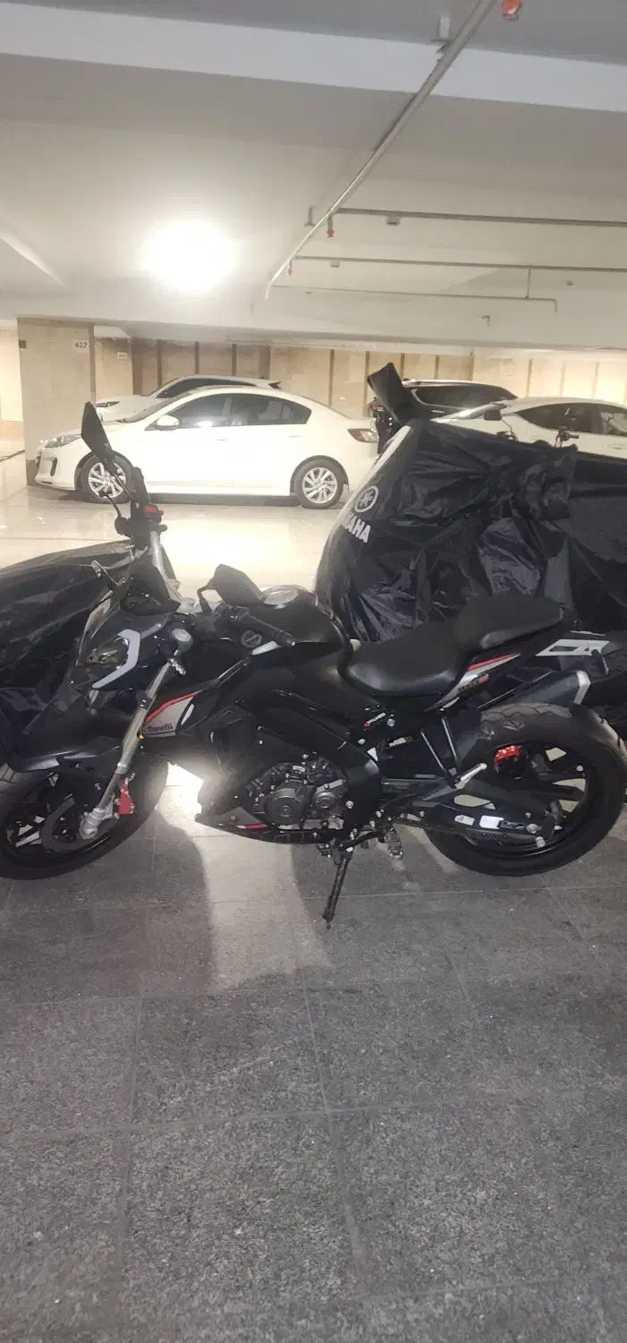 بنلی۱۴۰۲ ۱۸۰s درحد|موتورسیکلت|کرج, عظیمیه|دیوار