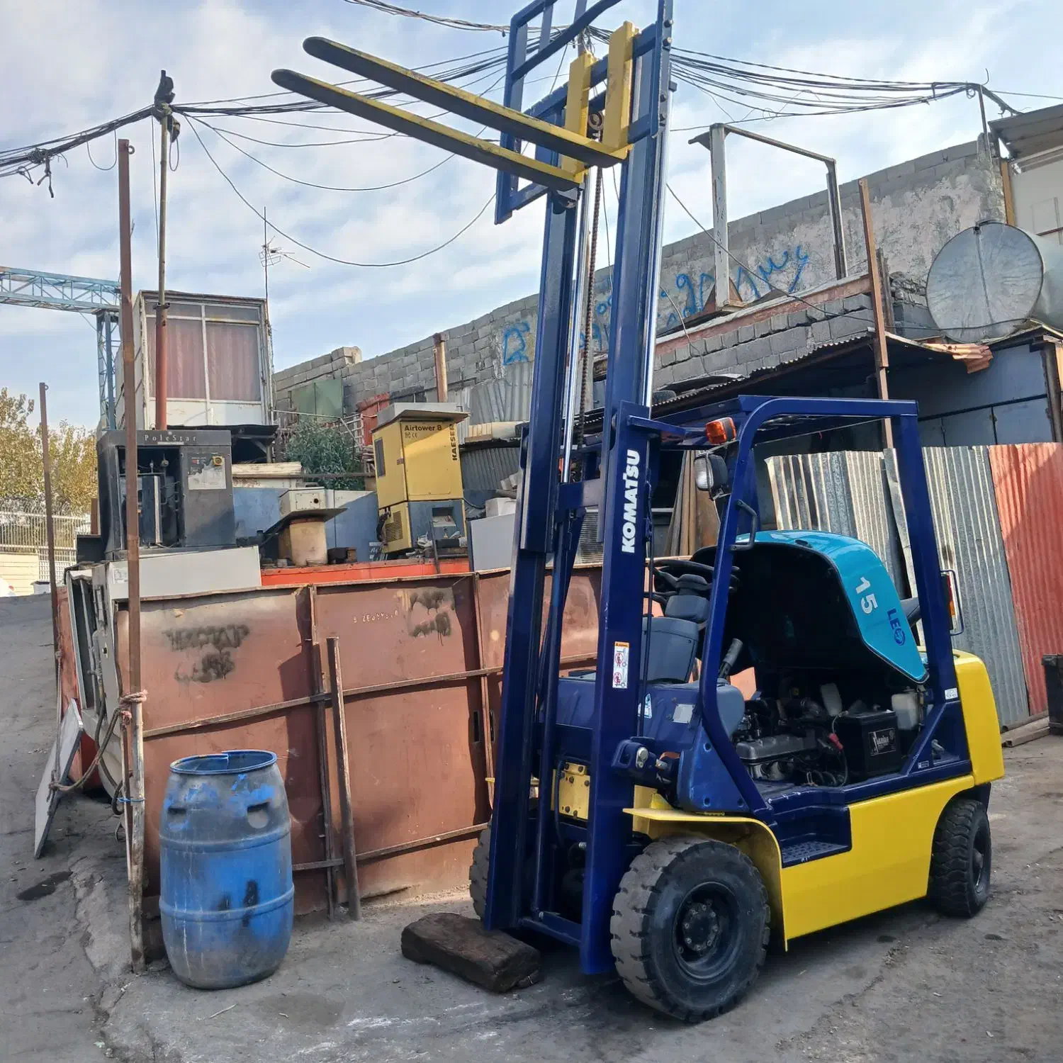 لیفتراک کوماتسو یک ونیم تن|ماشینآلات صنعتی|ری, دولتآباد|دیوار