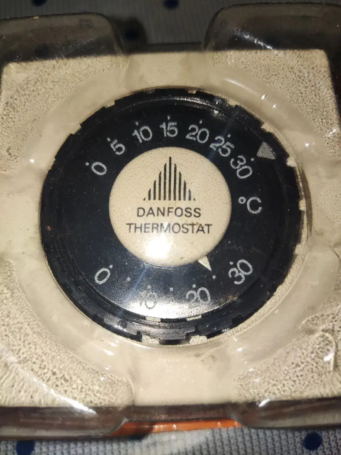 درجه تنظیم دمای فن کوئل|کولر گازی و فن‌کوئل|تبریز, |دیوار