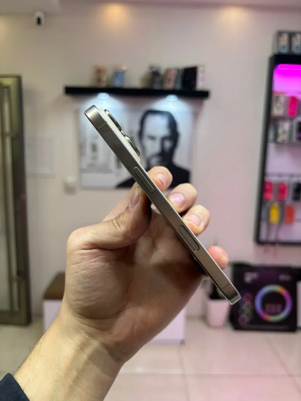 ایفون ۱۶ پرو iPhone 16 pro|موبایل|اصفهان, مفتح|دیوار