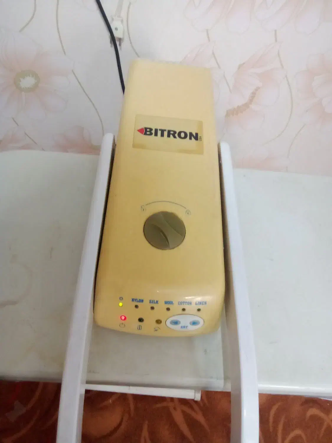 میزگردبااتوپرس5000000تومن|اتو و لوازم اتو|تربت‌حیدریه, حسنی بالا|دیوار