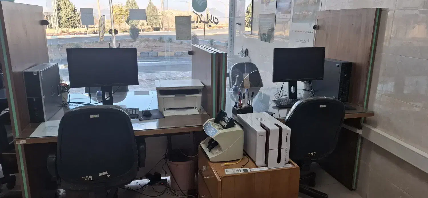 صندلی، کمد دیواری، کشو، میز اداری، پیشخوان بانک|دفتر کار|مبارکه, |دیوار