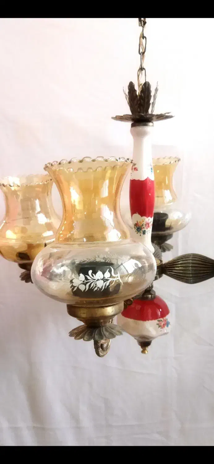 لوستر ۴ شاخه (دو عدد)|لوستر و چراغ آویز|اهواز, زیتون کارمندی|دیوار