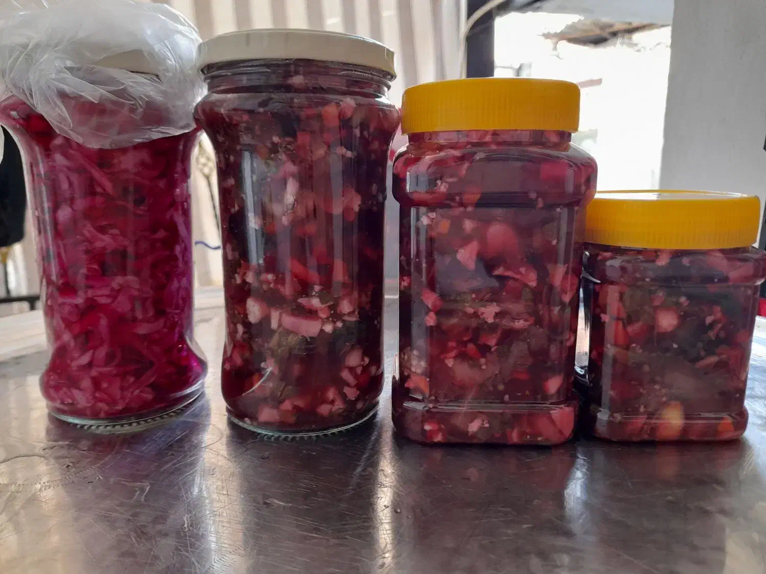 ترشی و خیار شور فله اکبری|خوردنی و آشامیدنی|پایین هولار, |دیوار