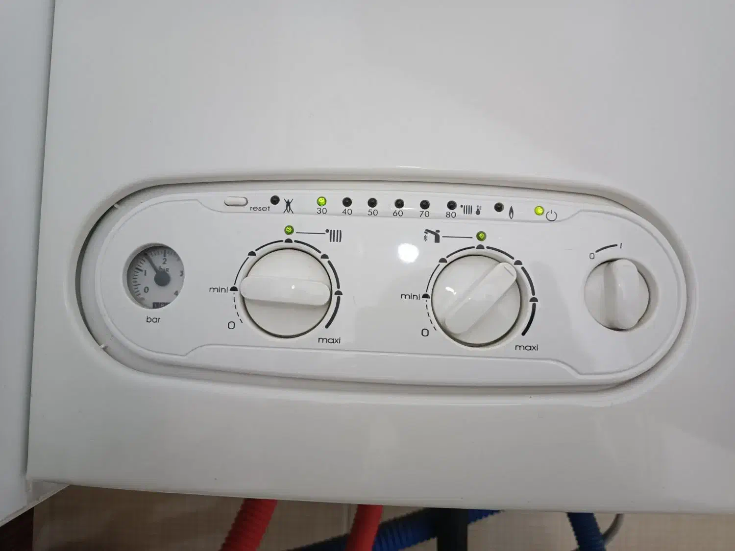 تعمیرکار پکیج و آبگرمکن ومشعلهای گازی و موتورخانه|خدمات پیشه و مهارت|گلبهار, شهر جدید گلبهار|دیوار