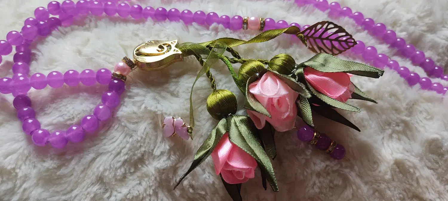 تسبیح با گل روبانی|زیورآلات و اکسسوری|لاران, |دیوار