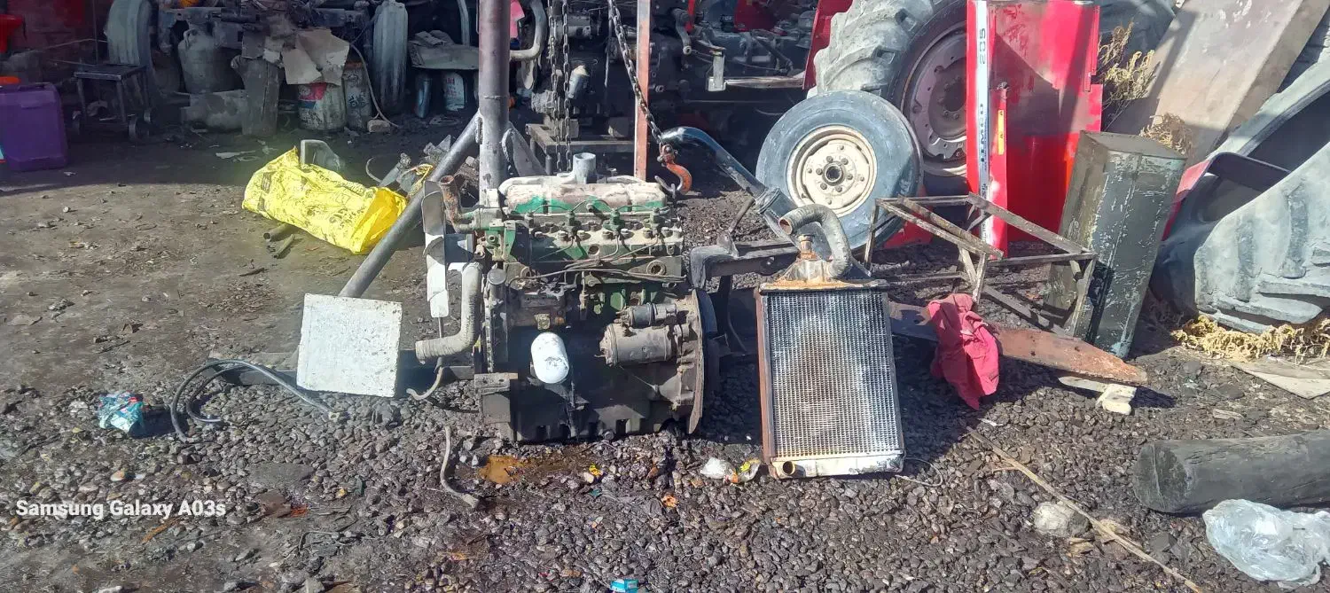 متور تراکتور فرگوسن|ماشین‌آلات صنعتی|شیروان (خراسان), |دیوار