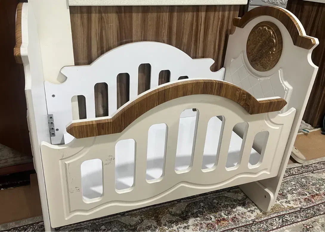 تخت دومنظوره کودک|تخت و صندلی بچه|نسیمشهر, |دیوار