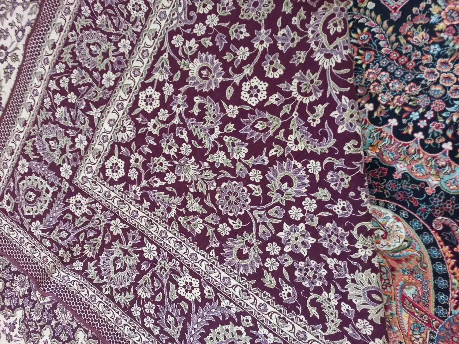 رو فرشی سالم و بدون مشکل دو نیم در سه و نیم|روفرشی|سقز, |دیوار