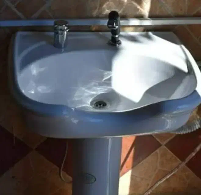 سینک سرشور میز مدیریت صندلی|آرایشگاه و سالن‌های زیبایی|پرند, فاز ۵|دیوار