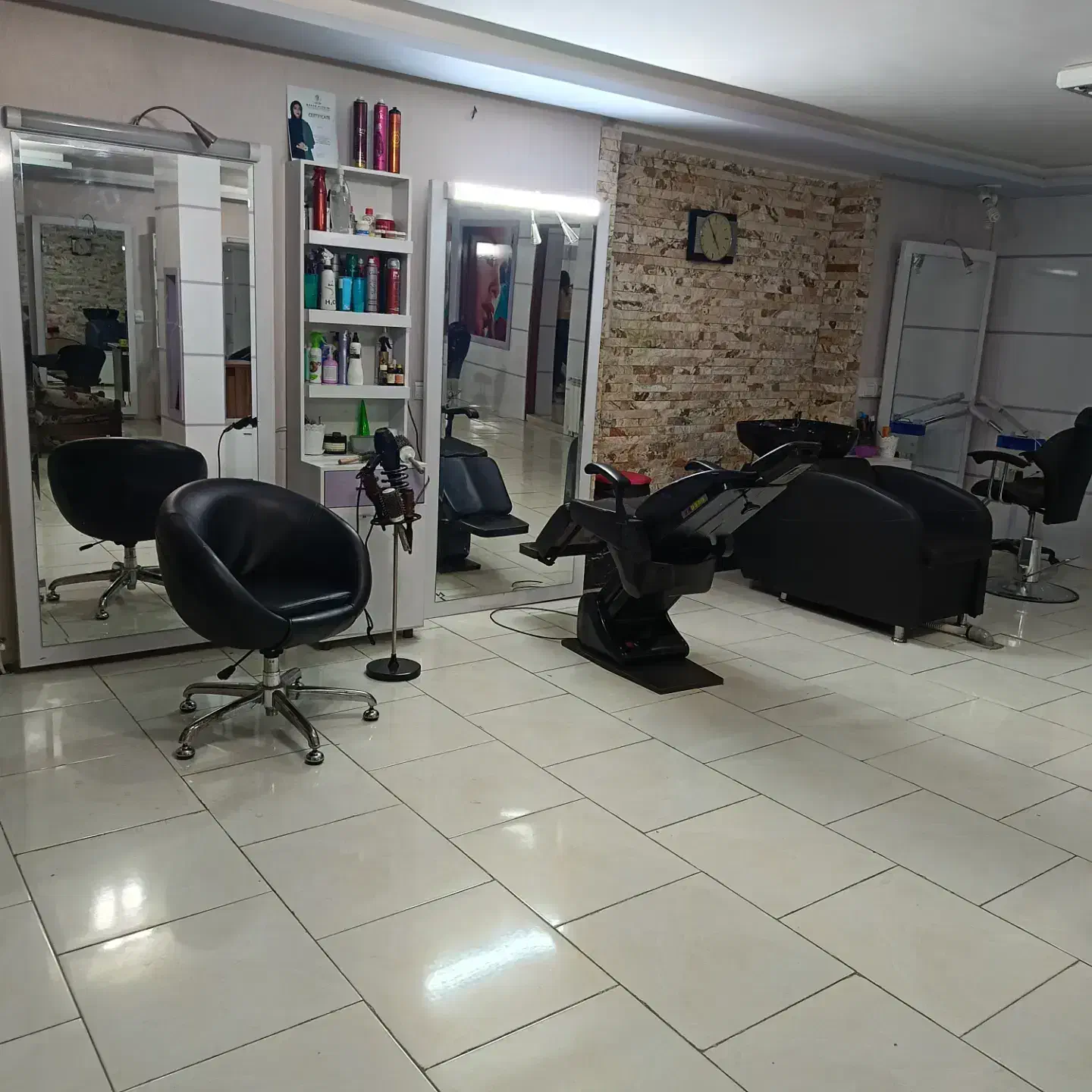 سالن زیبایی باران دعوت به همکاری مینماید|خدمات آرایشگری و زیبایی|مشهد, کلاهدوز|دیوار