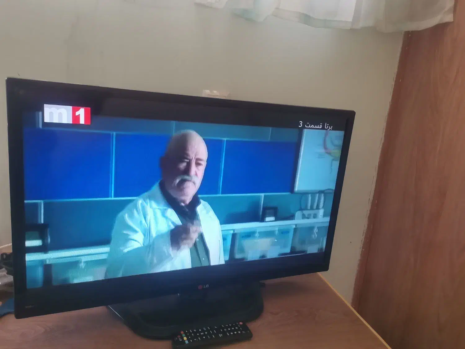 تلوزیون 32 اینچ ال جی رسیور سر خود|تلویزیون و پروژکتور|نیشابور, فردوس شمالی|دیوار