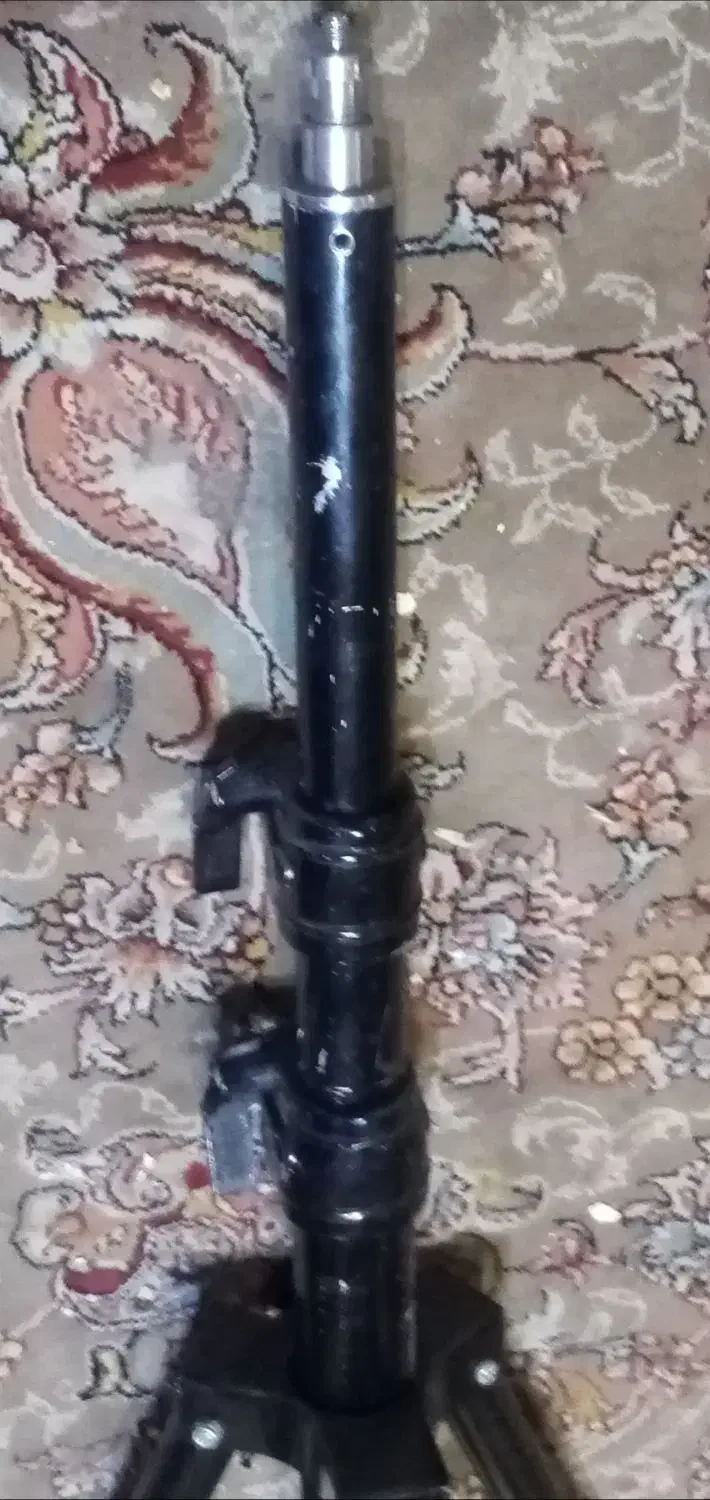 سه پایه چرخدار|دوربین عکاسی و فیلم‌برداری|کرج, سیاه کلان|دیوار