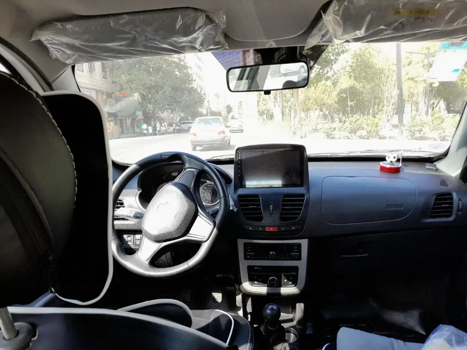 ساینا ۴۰۳ مانیتور و دوربین فابریک شرکتی|خودرو سواری و وانت|فردیس, شهرک ارم|دیوار