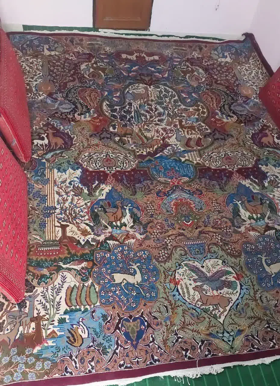 فرش دستباف بسیار زیبا و نفیس|فرش|شاهرود, |دیوار