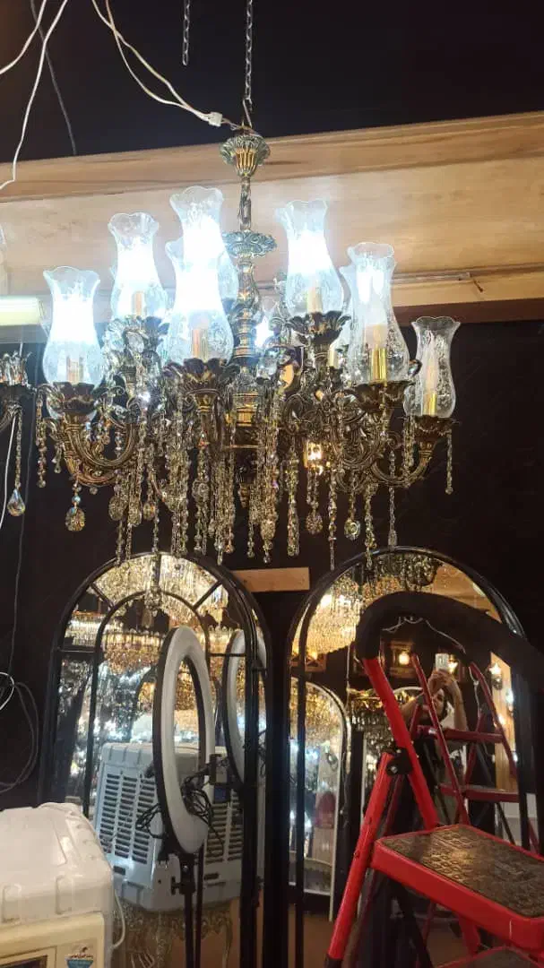 لوستر برنز 15 شاخه به همراه 4 عدد دیوارکوب|لوستر و چراغ آویز|اصفهان, خانه اصفهان|دیوار