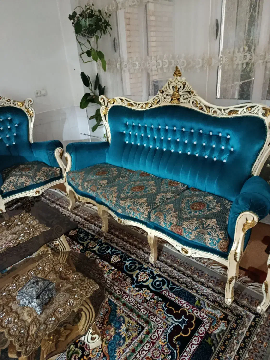 فروش مبلمان سلطنتی|مبلمان خانگی و میز عسلی|لردگان, |دیوار