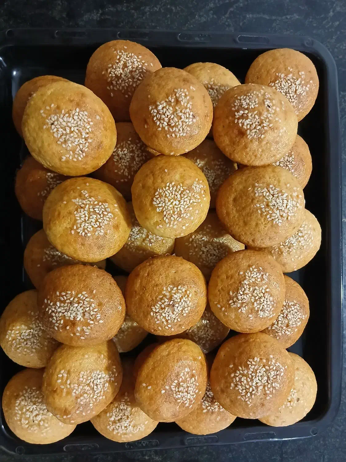 کیک یزدی|خوردنی و آشامیدنی|قلعه ممبی, |دیوار