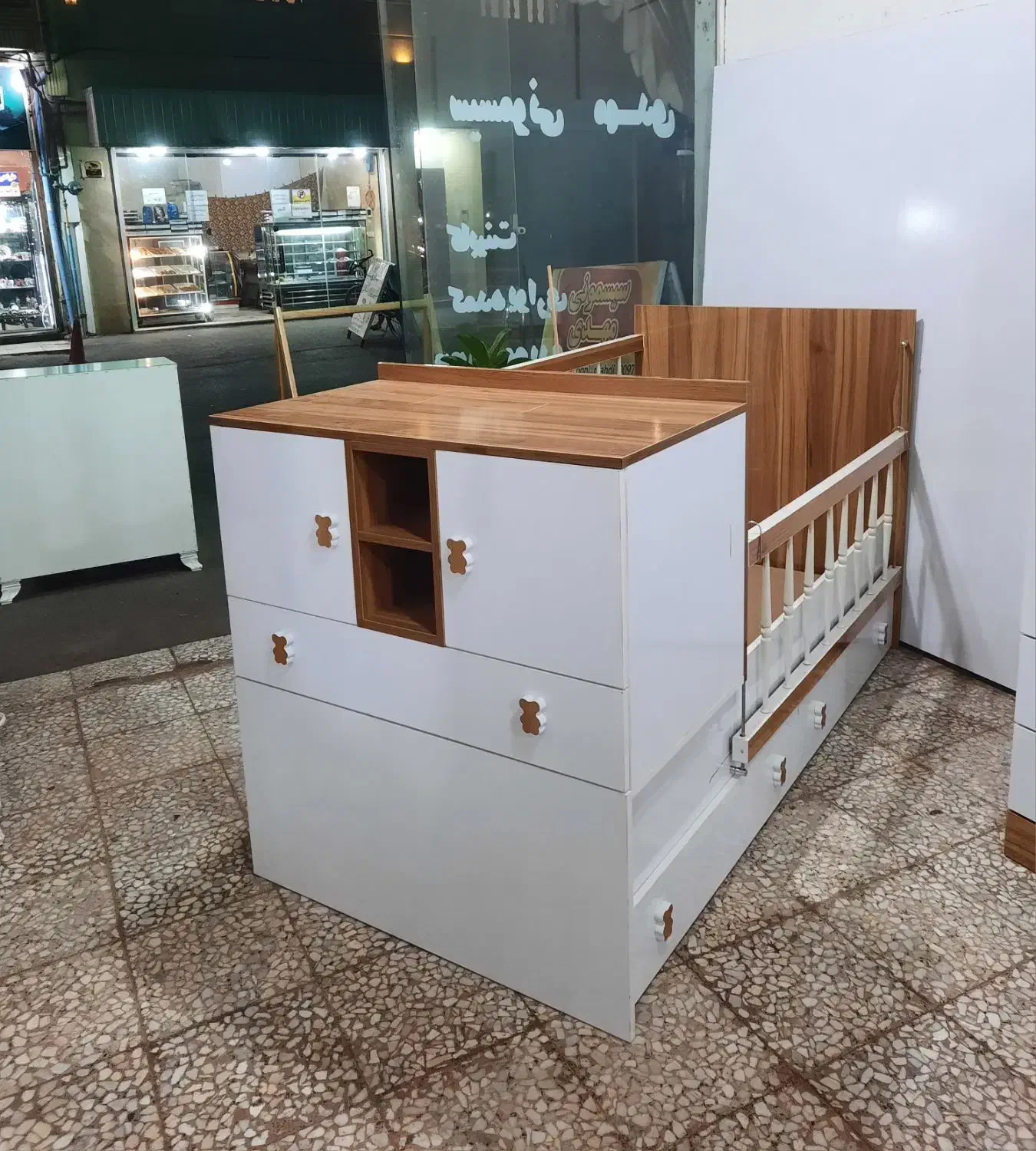 تولیدی سیسمونی کودک و سرویس خواب بزرگسال|تخت و سرویس خواب|رشت, پیرکلاچای|دیوار