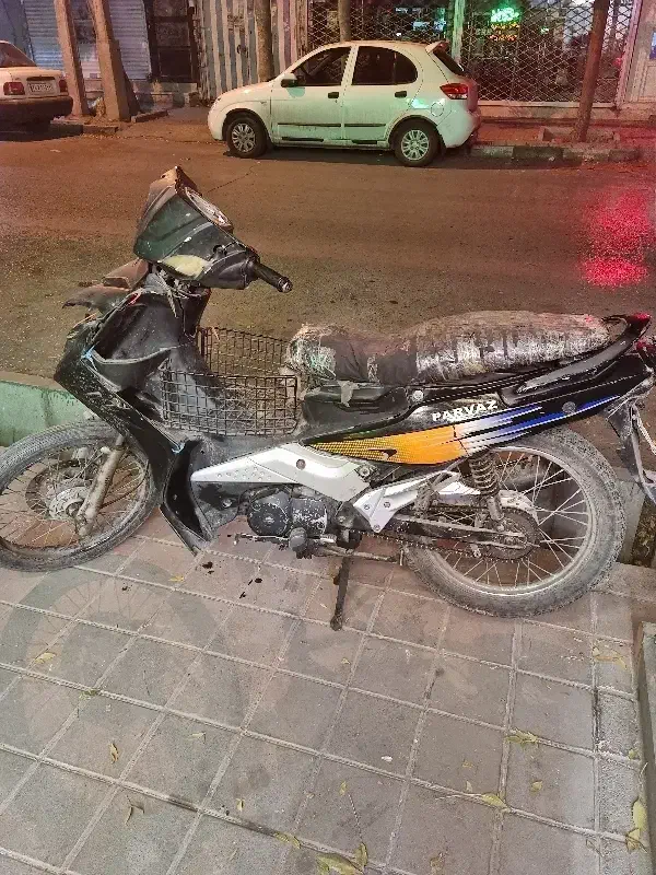 بی کلاج پرواز125cc پلاک ملی|موتورسیکلت|مشهد, شهید قربانی|دیوار