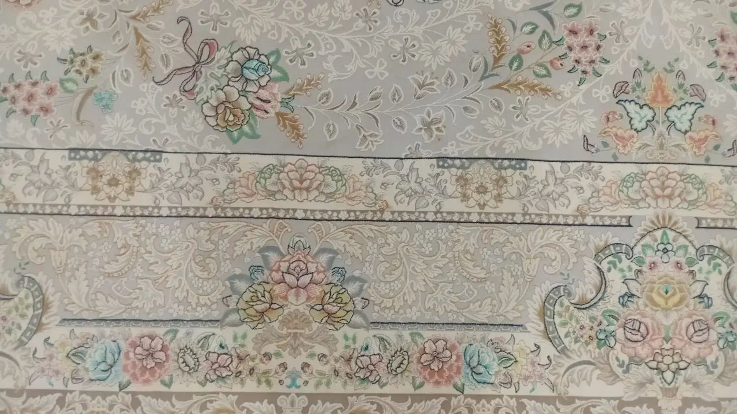 فرش ابریشم|فرش|ایرانشهر, |دیوار