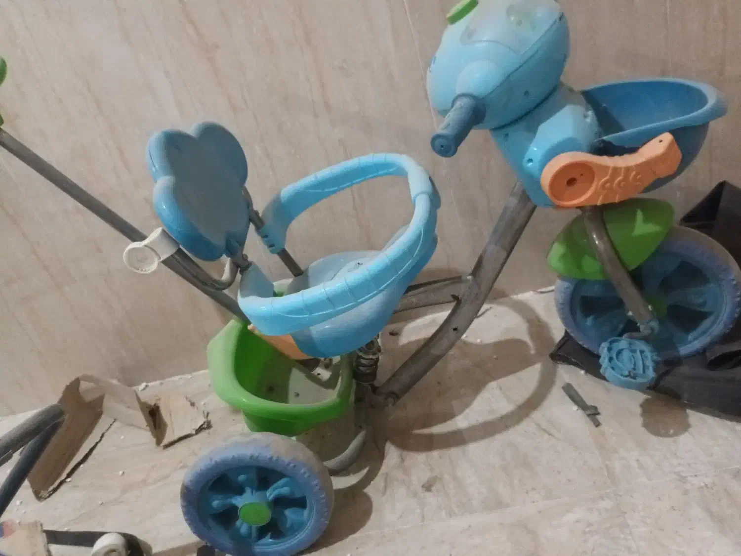 سه چرخه کودک|دوچرخه، اسکیت، اسکوتر|سلماس, |دیوار