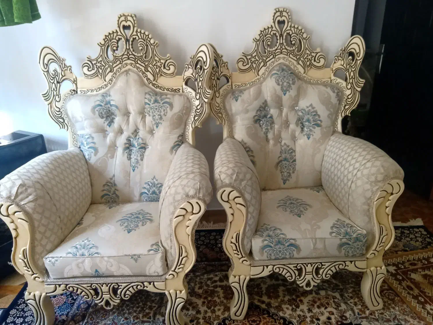 مبلمان و میز عسلی و میز عسلی|مبلمان خانگی و میز عسلی|رشت, گیل|دیوار