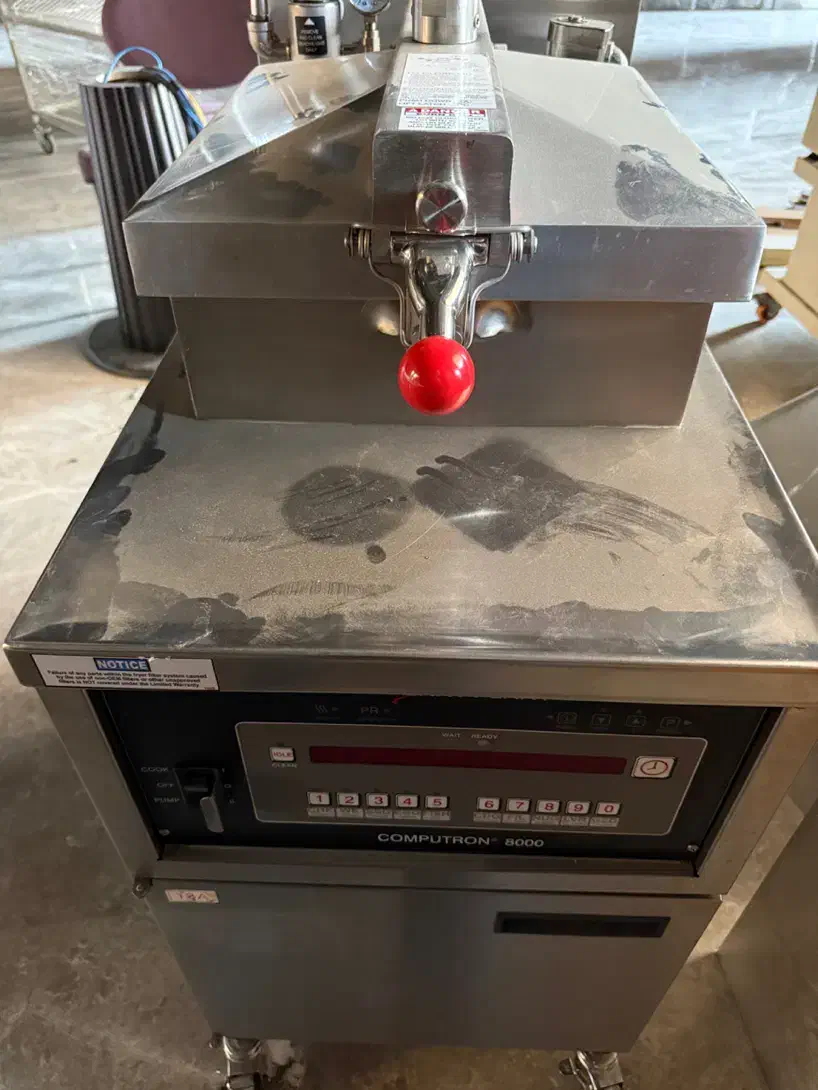 فروش تجهیزات آشپزخانه صنعتی اکبند و در حد نو|کافی‌شاپ و رستوران|تهران, فرمانیه|دیوار