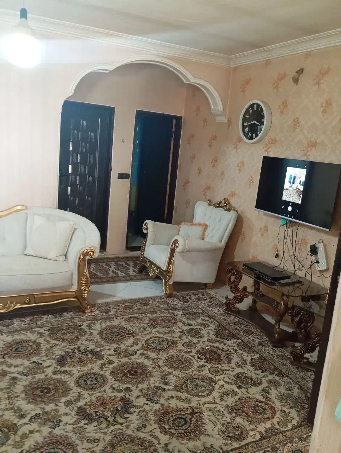 مبل سلطنتی.فرش|فرش|مشهد, کشف|دیوار