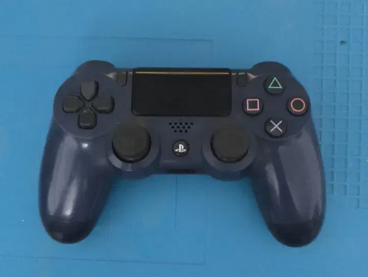 رنگ آبی و مشکی  پلی استیشن 4|کنسول، بازی ویدئویی و آنلاین|نیشابور, شهرک ولیعصر|دیوار