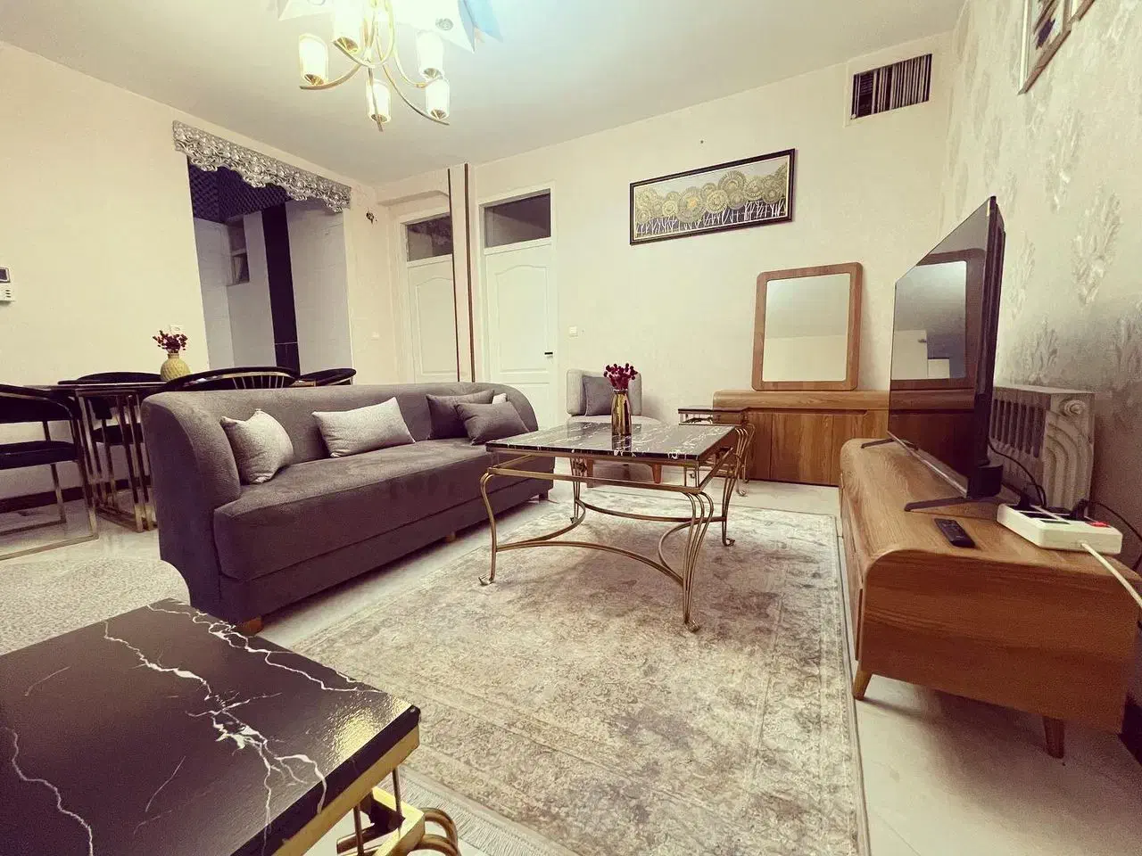 اجاره سوییت روزانه آپارتمان مبله دروازه شیراز|اجارهٔ کوتاهمدت آپارتمان و سوئیت|اصفهان, سعادتآباد|دیوار