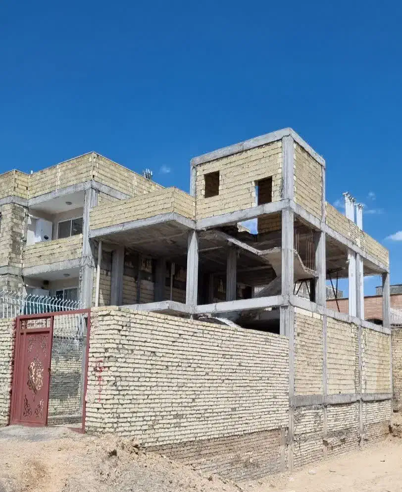 خانه نیمه ساز ورنامخاست|فروش خانه و ویلا|لنجان, |دیوار