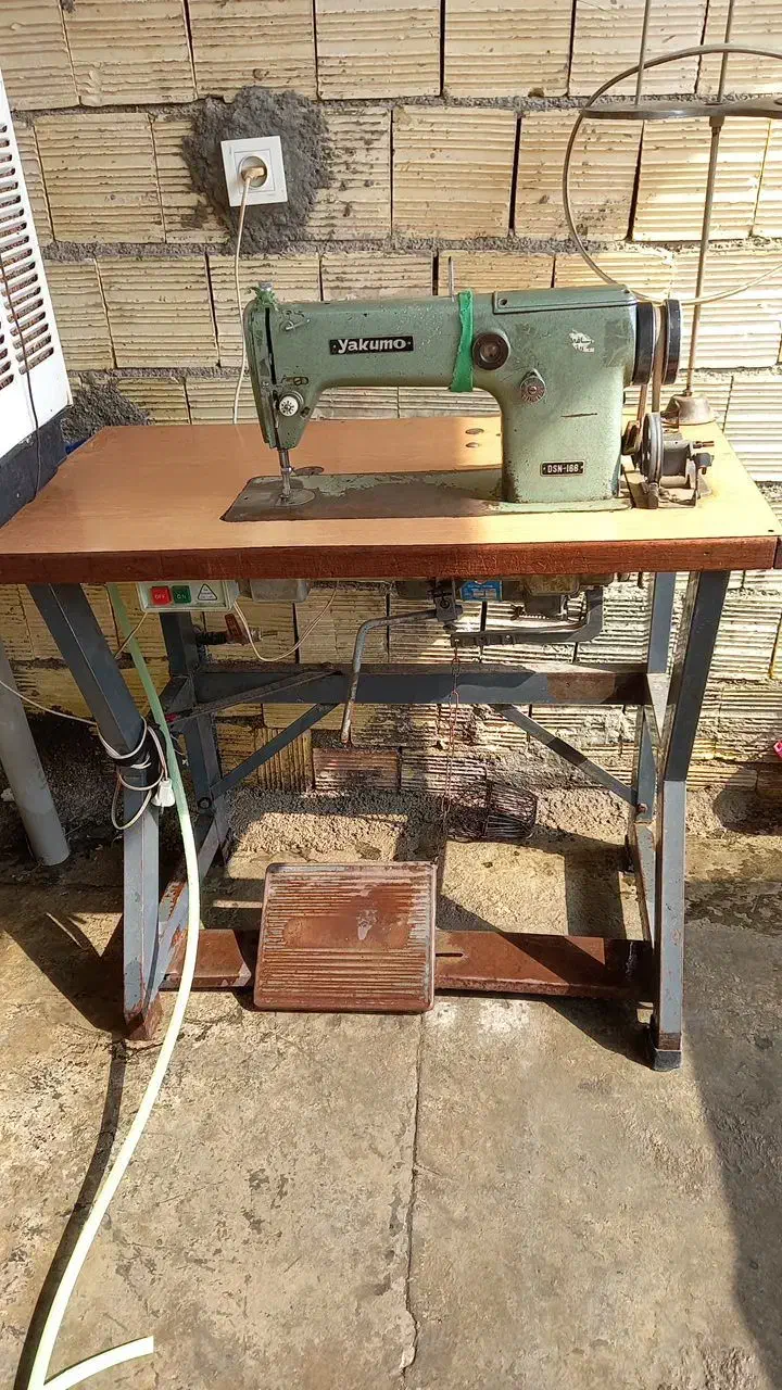 فروش یک عدد چرخ خیاطی|چرخ خیاطی و ریسندگی|نورآباد, |دیوار