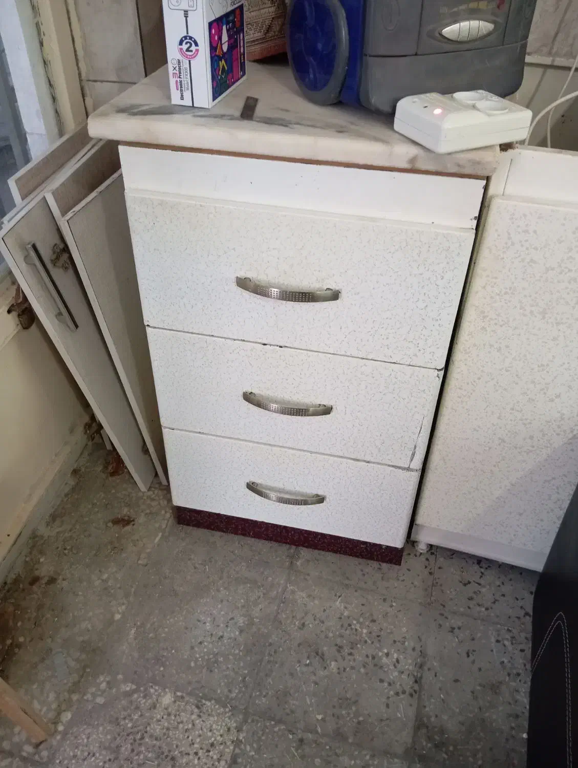 خریدار کابینت فلزی و ام دی اف|خدمات پیشه و مهارت|اراک, |دیوار