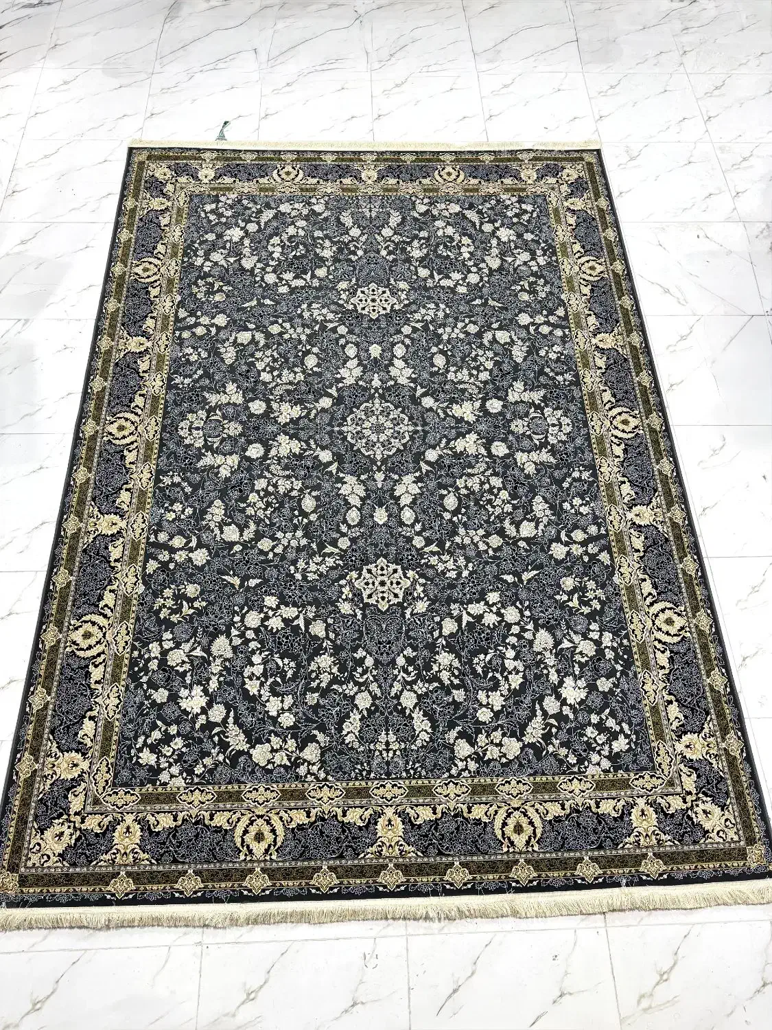 فرش ۹ متری ۱۲۰۰ شانه اقساط ۱۰ ماهع|فرش|نورآباد, |دیوار