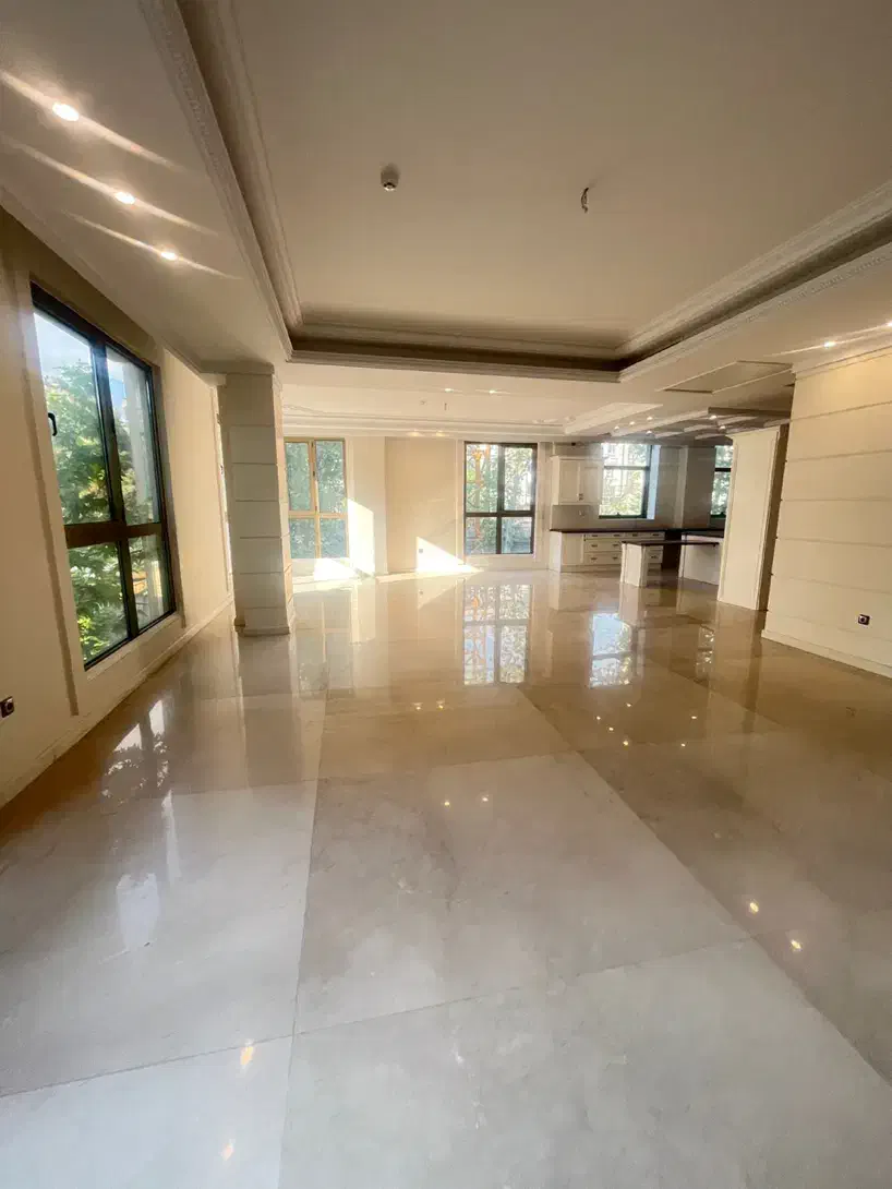 پاسداران*۲۷۵متر،ویلایی،یک از دو،بینظیر۴خواب