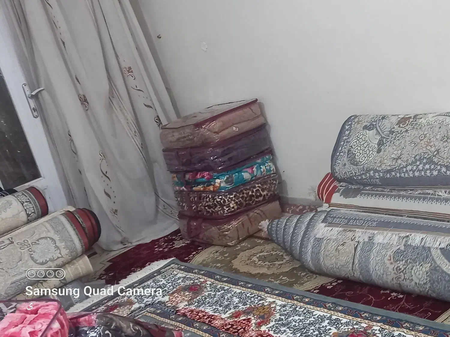 پتو و تشک اقتصادی|رختخواب، بالش، پتو|خمینی‌شهر, |دیوار