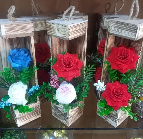 کادویی روز مادر|گل مصنوعی|کاشان, بهشتی|دیوار