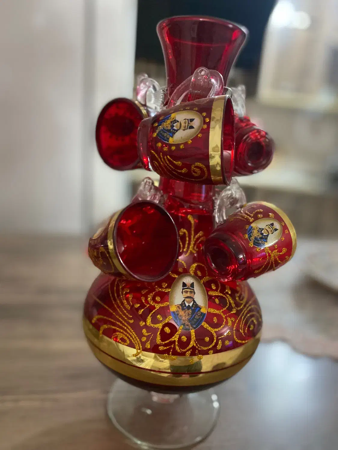 جام شراب خوری شاه عباسی|کلکسیون اشیاء عتیقه|قزوین, |دیوار