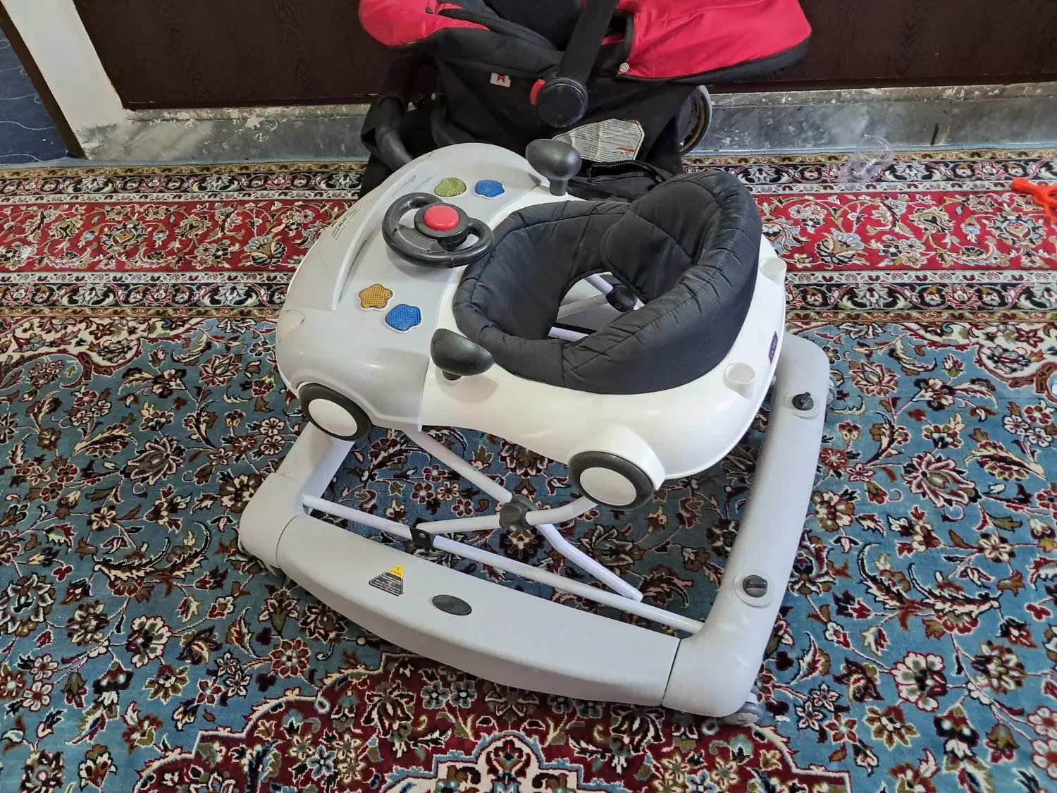 کالسکه و روروییک|کالسکه و لوازم جانبی|یاسوج, |دیوار