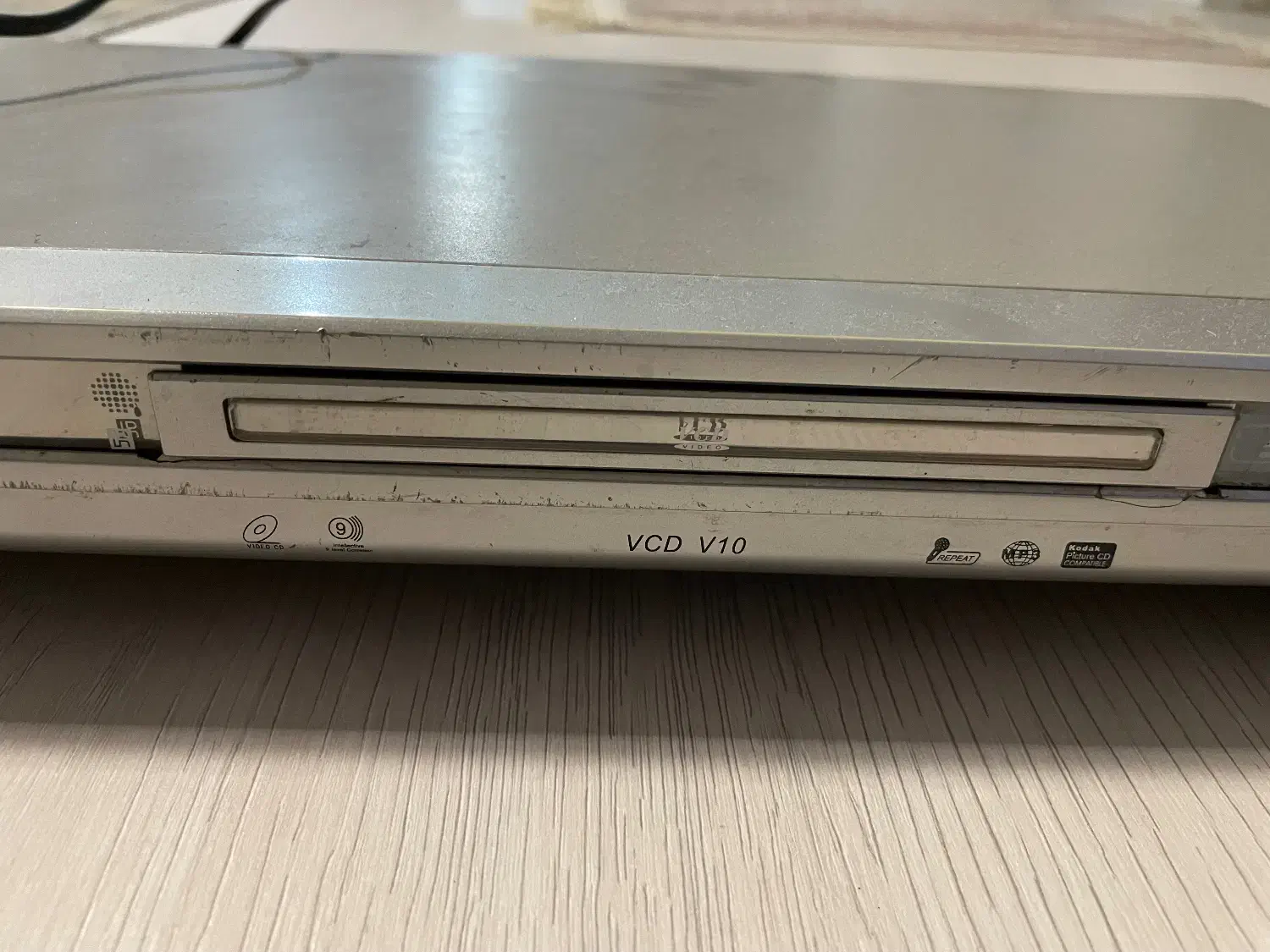 دستگاه دی وی دی پلیر|پخش‌کننده DVD و ویدیو|رشت, دباغیان|دیوار