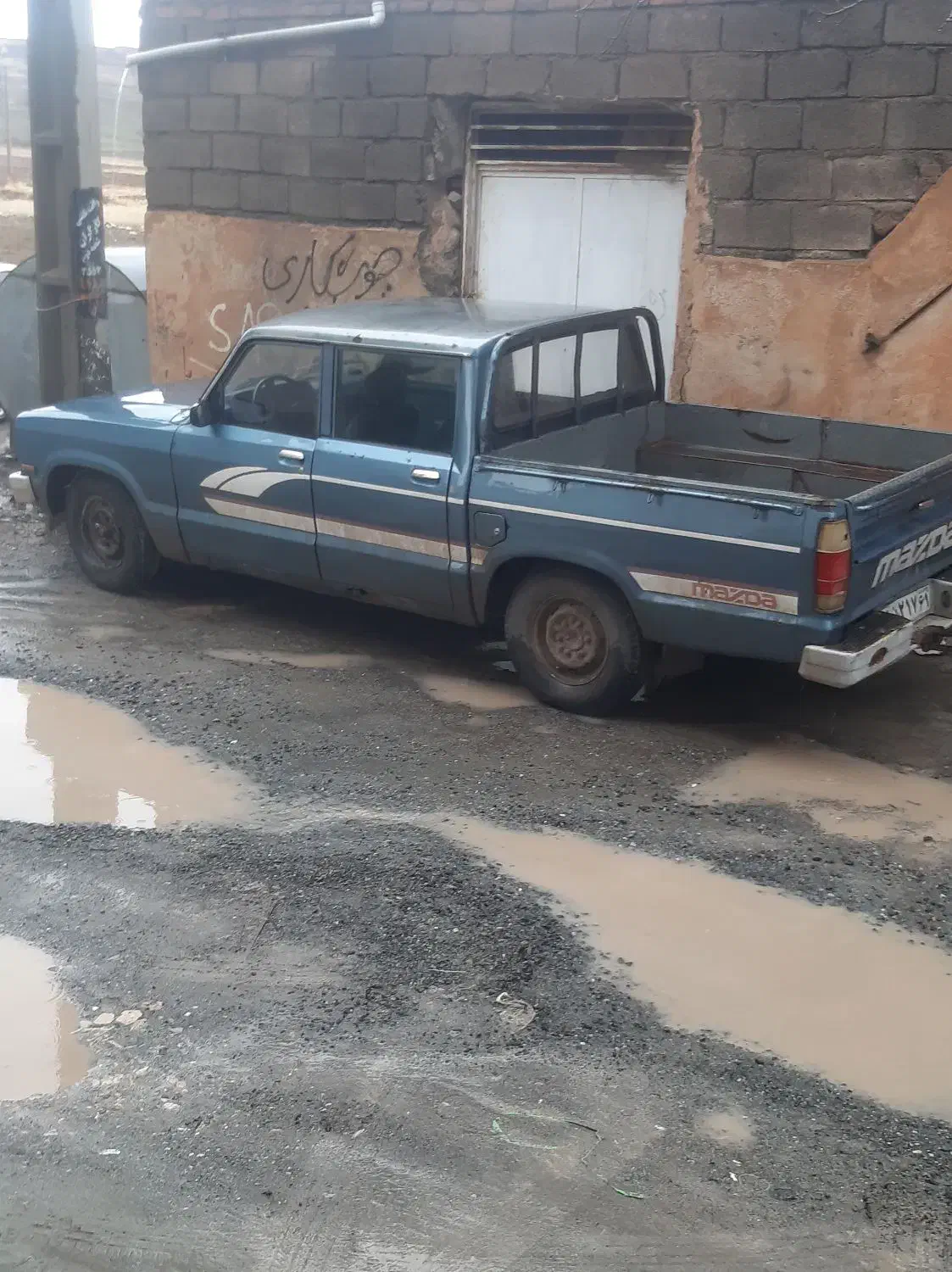 مزدا دوکابین ۱۶۰۰|خودرو سواری و وانت|کامیاران, |دیوار