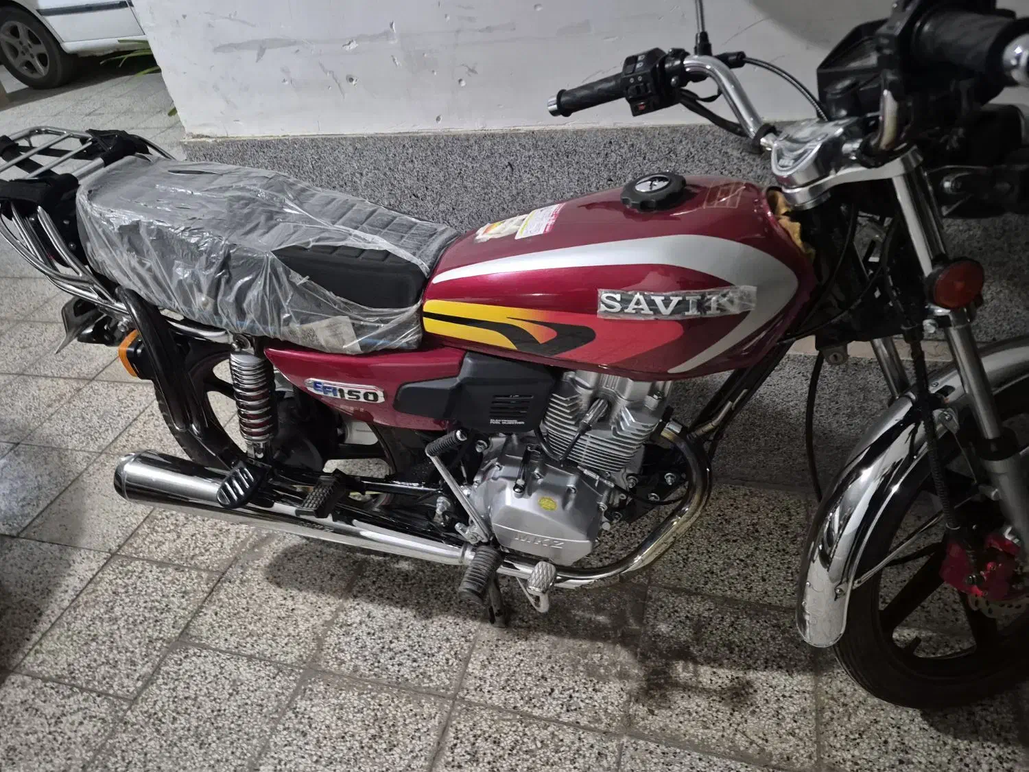 موتور|موتورسیکلت|نیشابور, گمنام غربی|دیوار