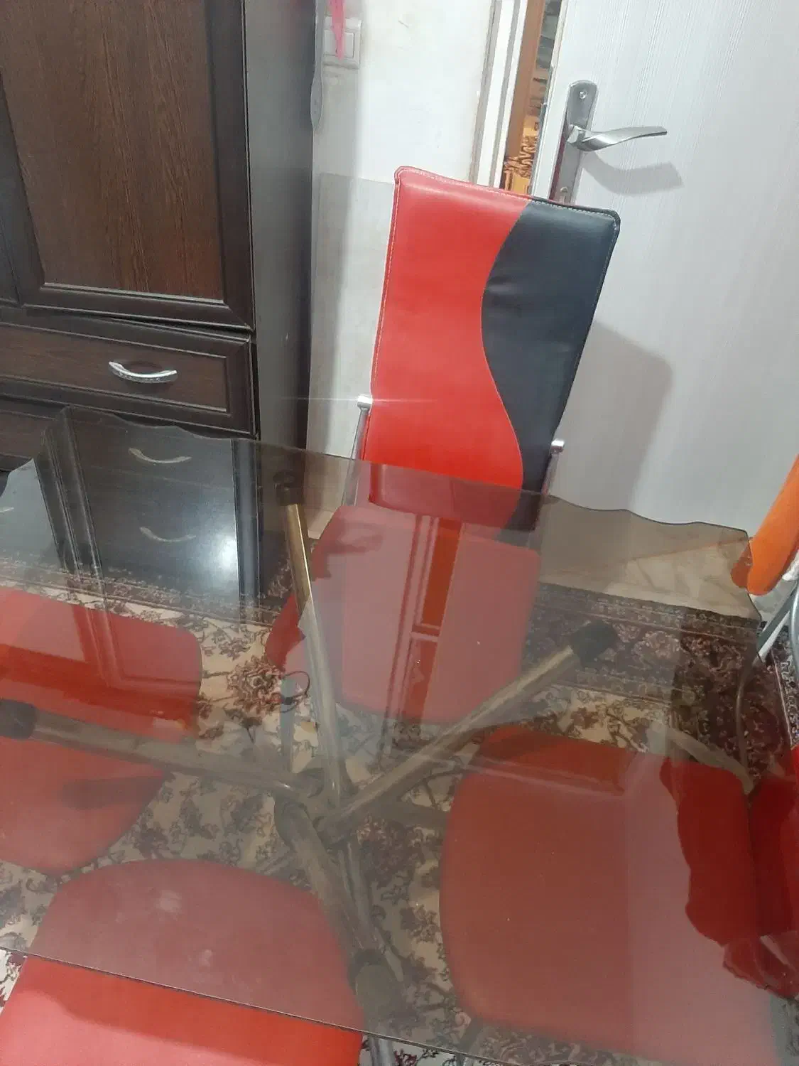 میز ناهار خوری ۴نفره نو نو|میز و صندلی غذاخوری|اقلید, |دیوار