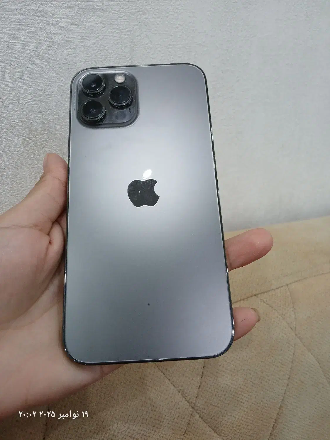 ۱۲پرومکس|موبایل|کرج, حصارک پایین|دیوار