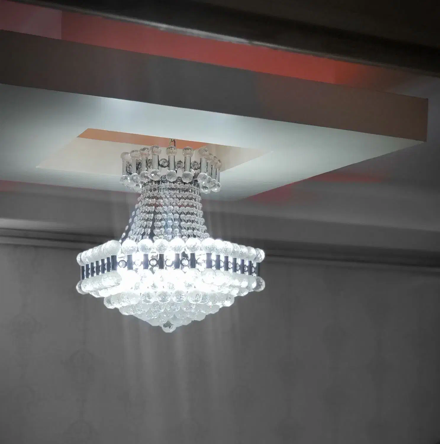 لوستر  کریستال|لوستر و چراغ آویز|قزوین, |دیوار