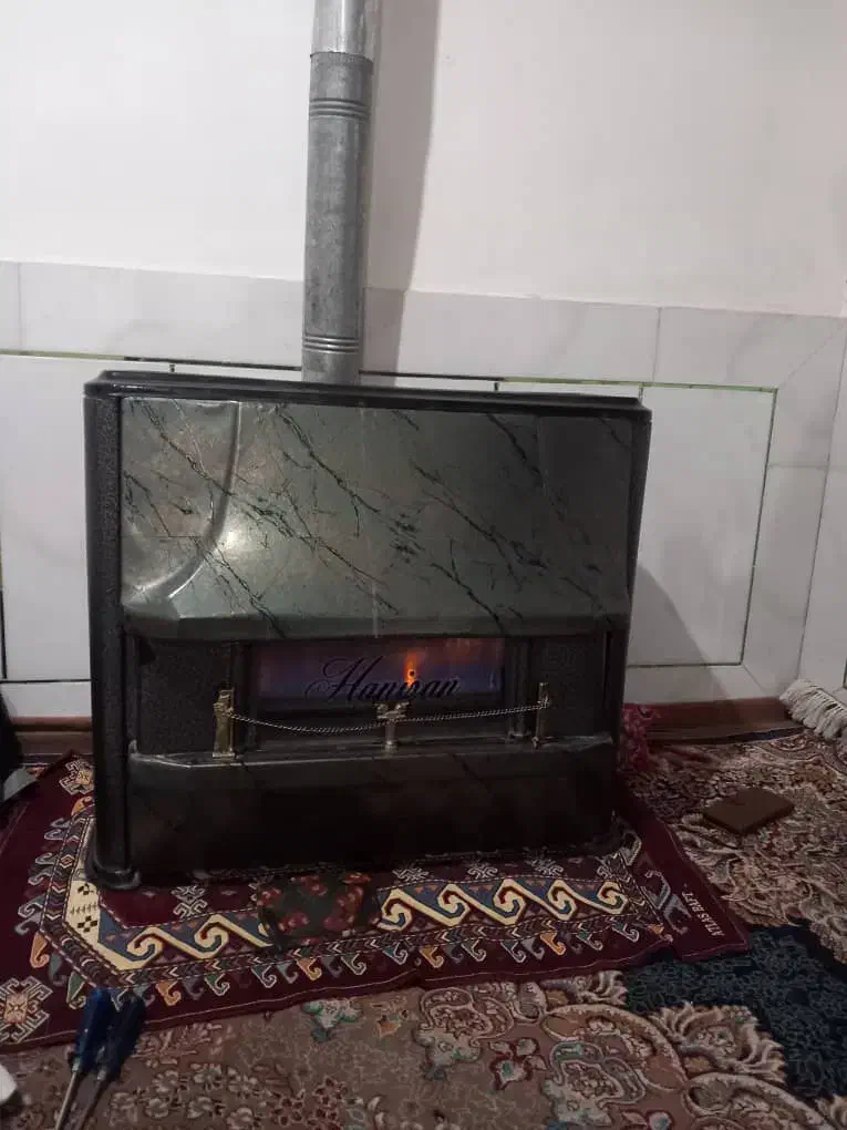 قالی گاز جاکفشی|فرش|شهرکرد, |دیوار